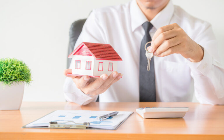 The Difference Between Home Loans and Mortgages 